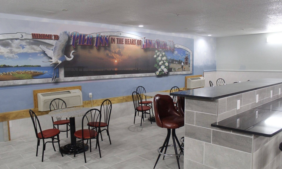 Luna Pier Hotel | Pier Inn