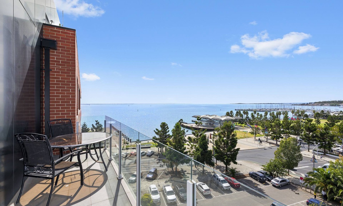 Geelong Apartment | Pier Point 105