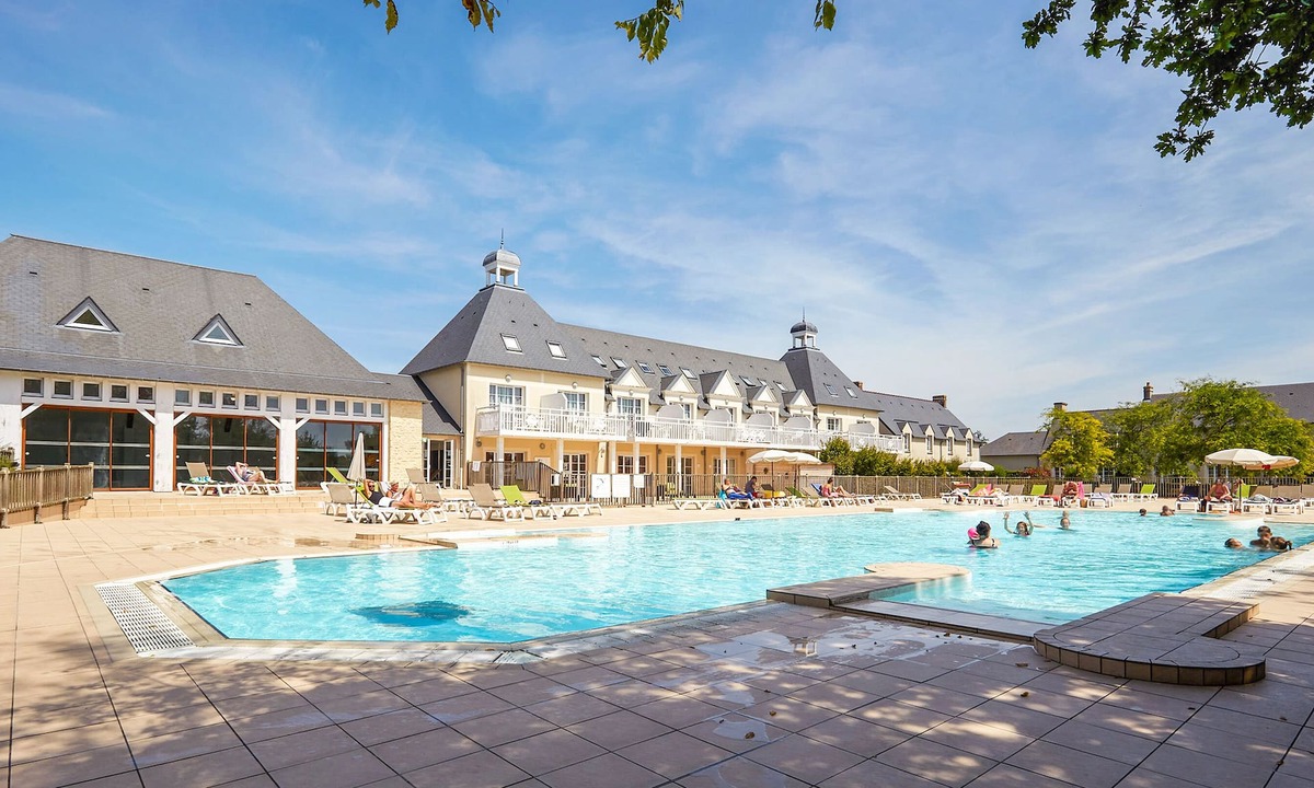 Port-en-Bessin-Huppain House | Pierre & Vacances Residence Le Green Beach