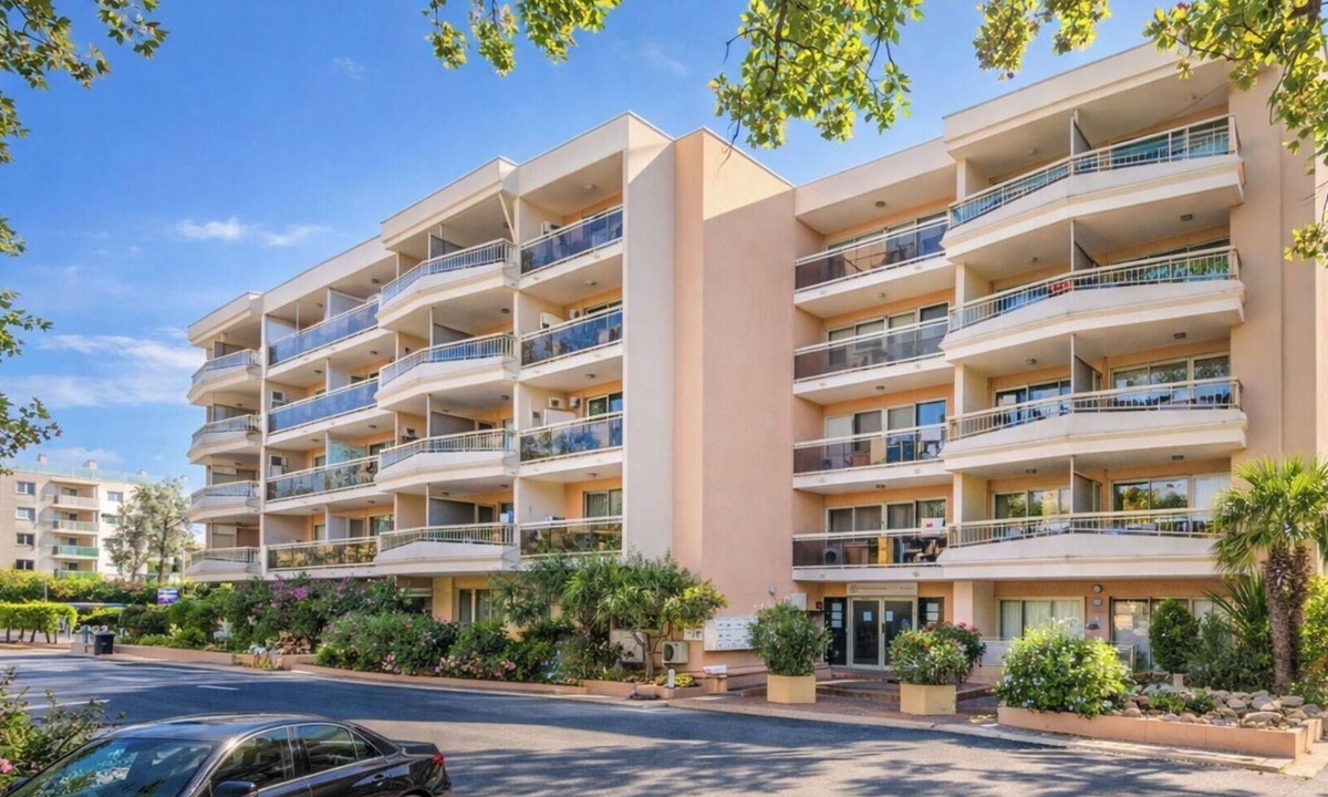 Sainte-Maxime City Centre House | Pierre & Vacances Résidence Les Platanes