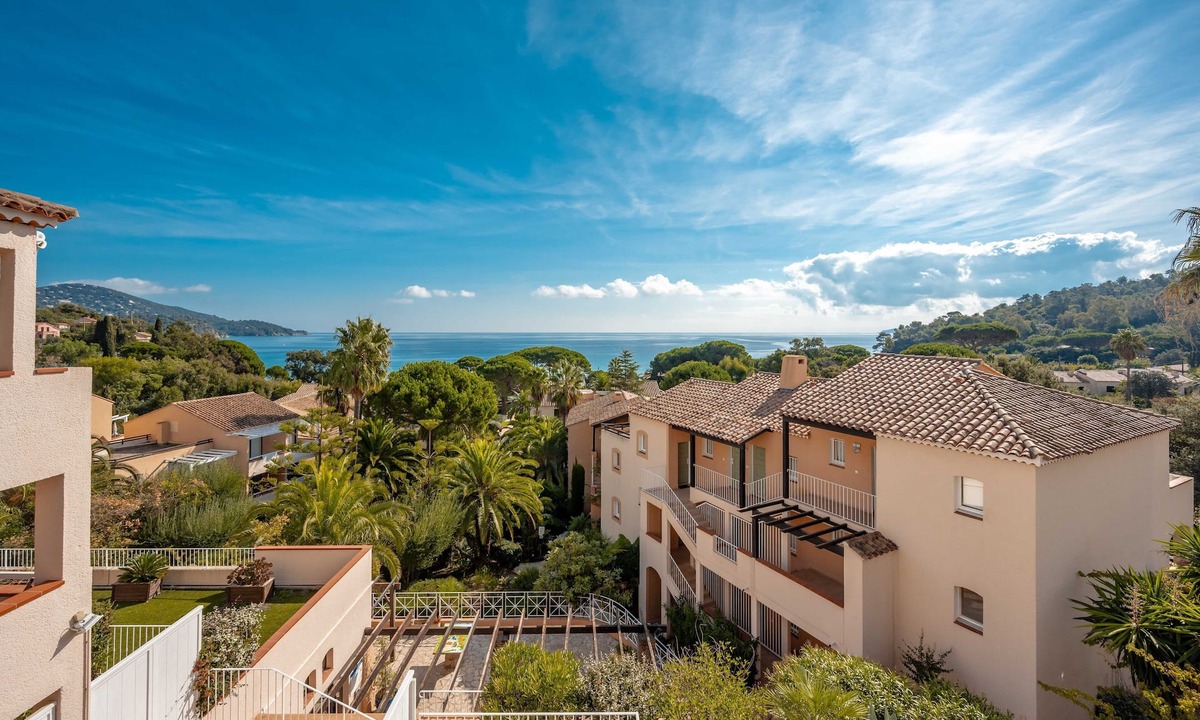 Le Lavandou House | Pierre & Vacances Residence L'Anse de Pramousquier