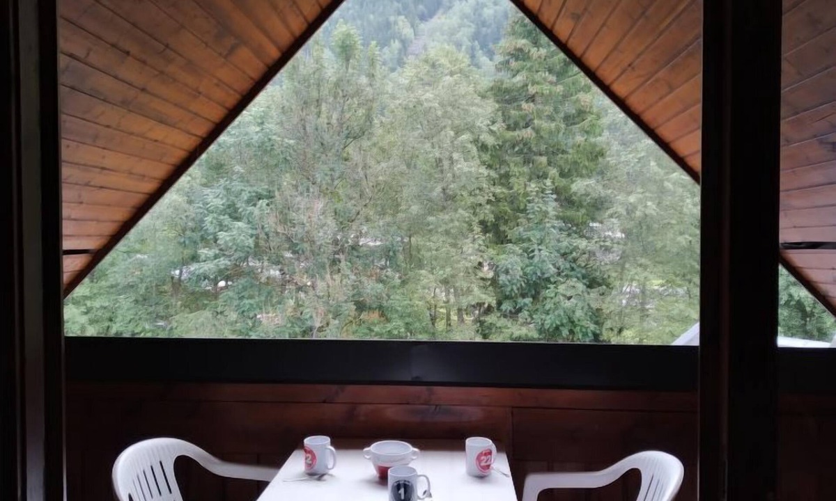 Les Contamines-Montjoie Apartment | Pierres Blanches F et H by Interhome