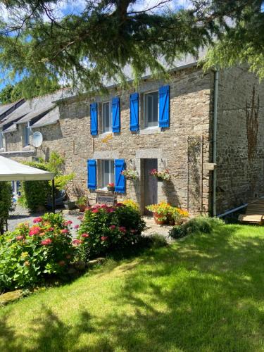 Plouguenast House | Pinabre Farmhouse