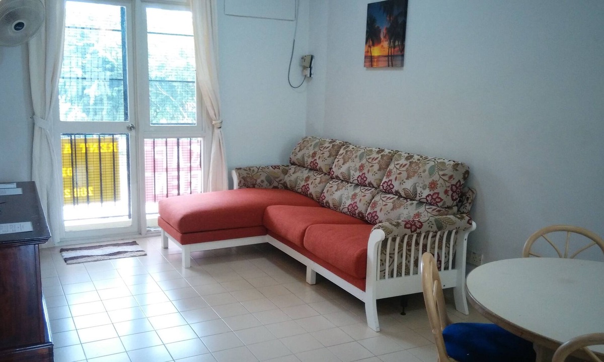 Batu Ferringhi Apartment | Pinang Beach Apartment @ Bayu Emas