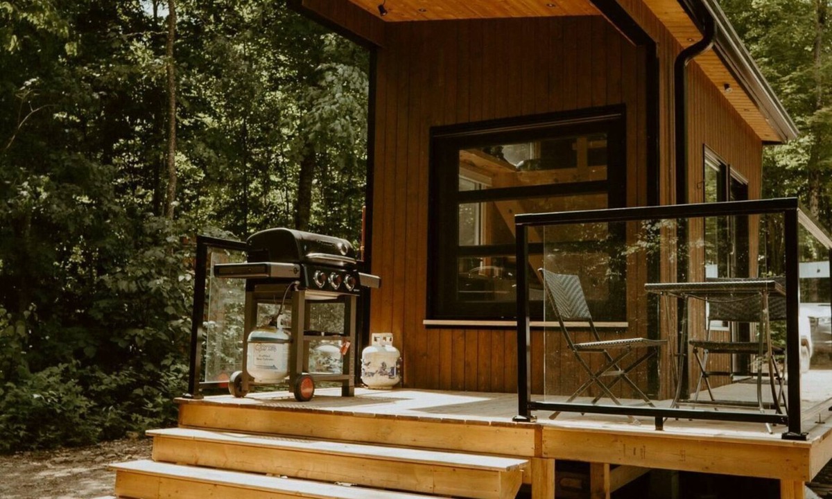 Dysart et al Cabin | Pine Cabin | Haliburton Tiny Cabin in the Woods