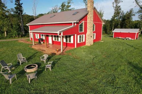 Union Hall House | Pine Haven Farms