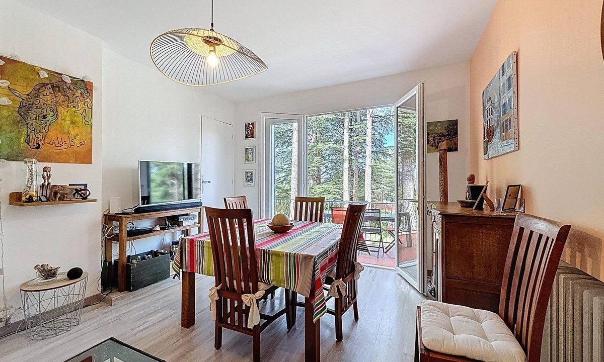 Durfort House | Pine House