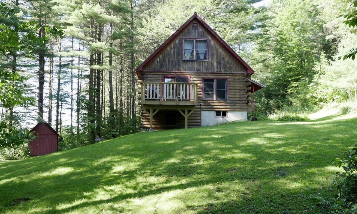 Morrisville Cabin | Pine House Vermont, Stowe Area