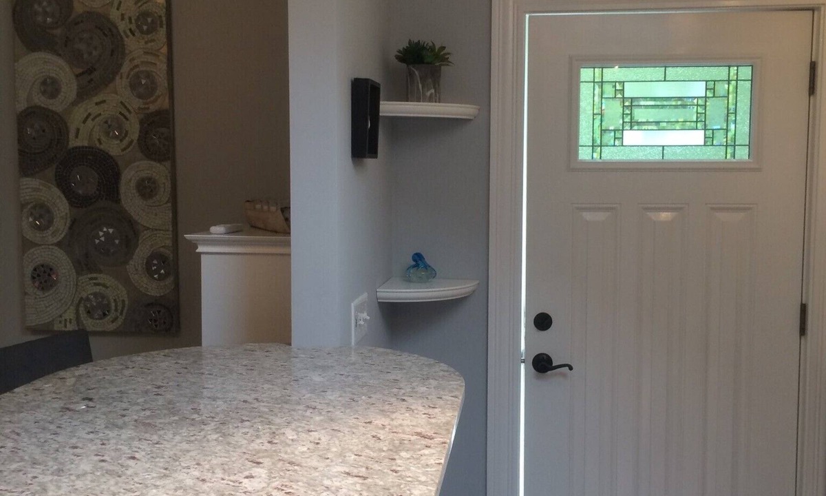 Scarborough Apartment | Pine Point Beach - Private, quaint, charming space