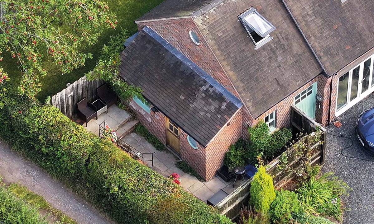 Eardington Cottage | Pine Tree Lodge Bridgnorth