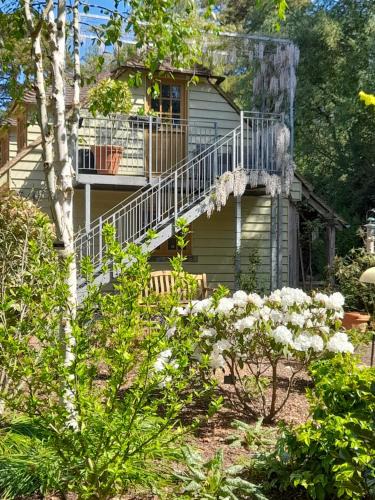 Thakeham Apartment | Pinecroft Barn - Relax & Unwind!