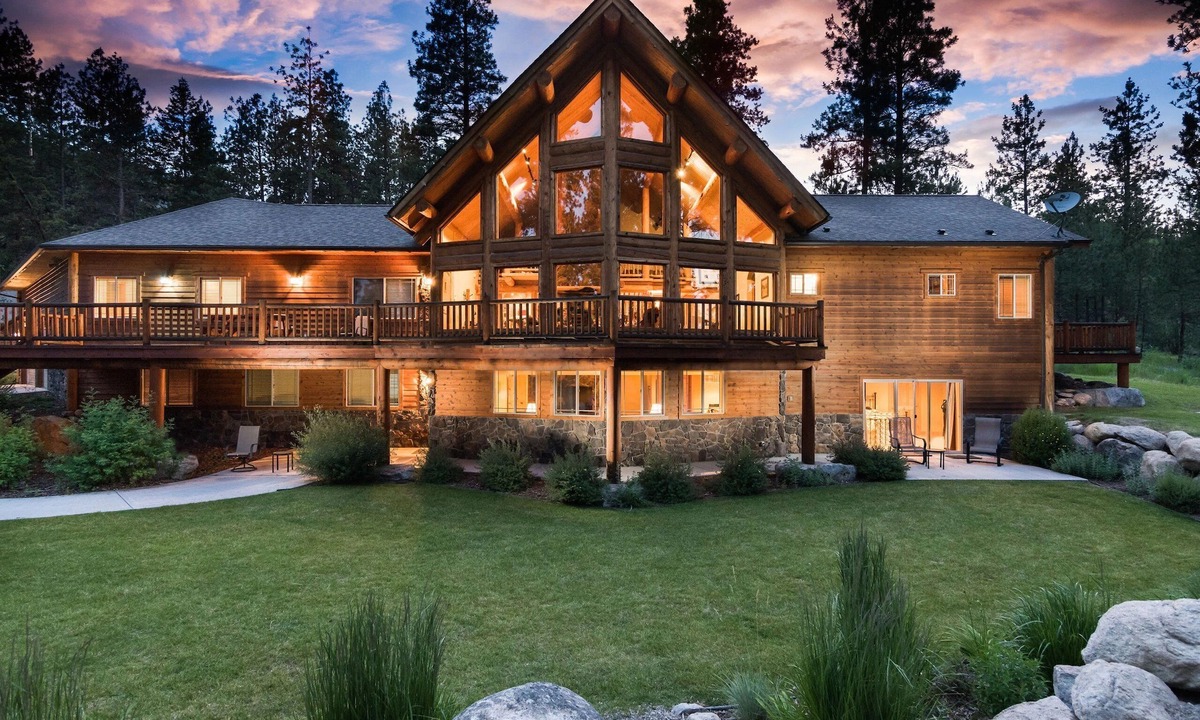 Hamilton Cabin | Pineview Lodge
