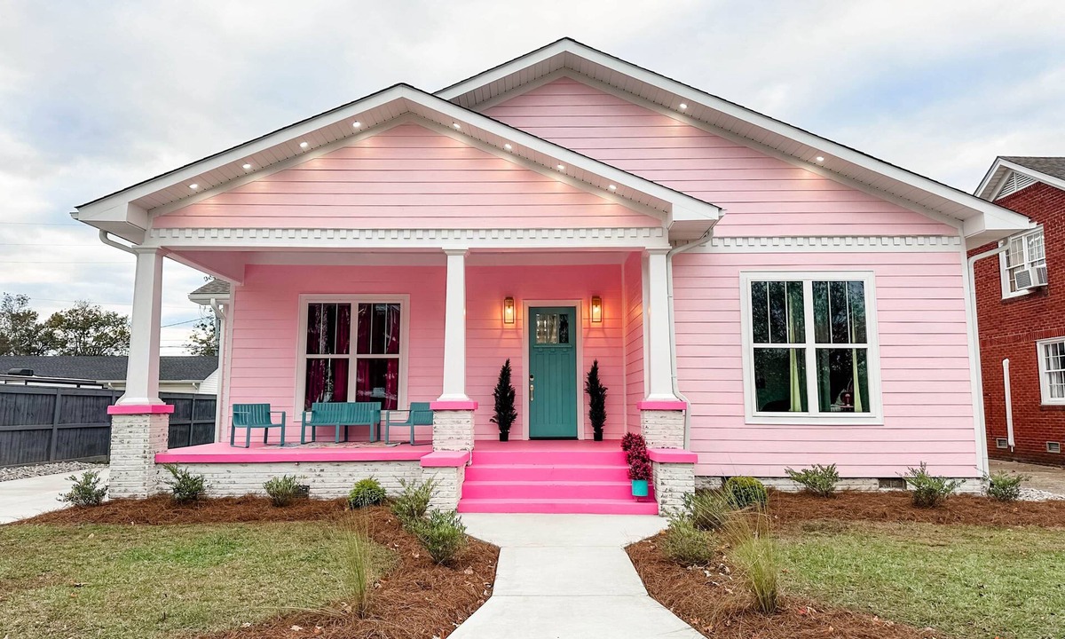 Amory House | Pink House Social