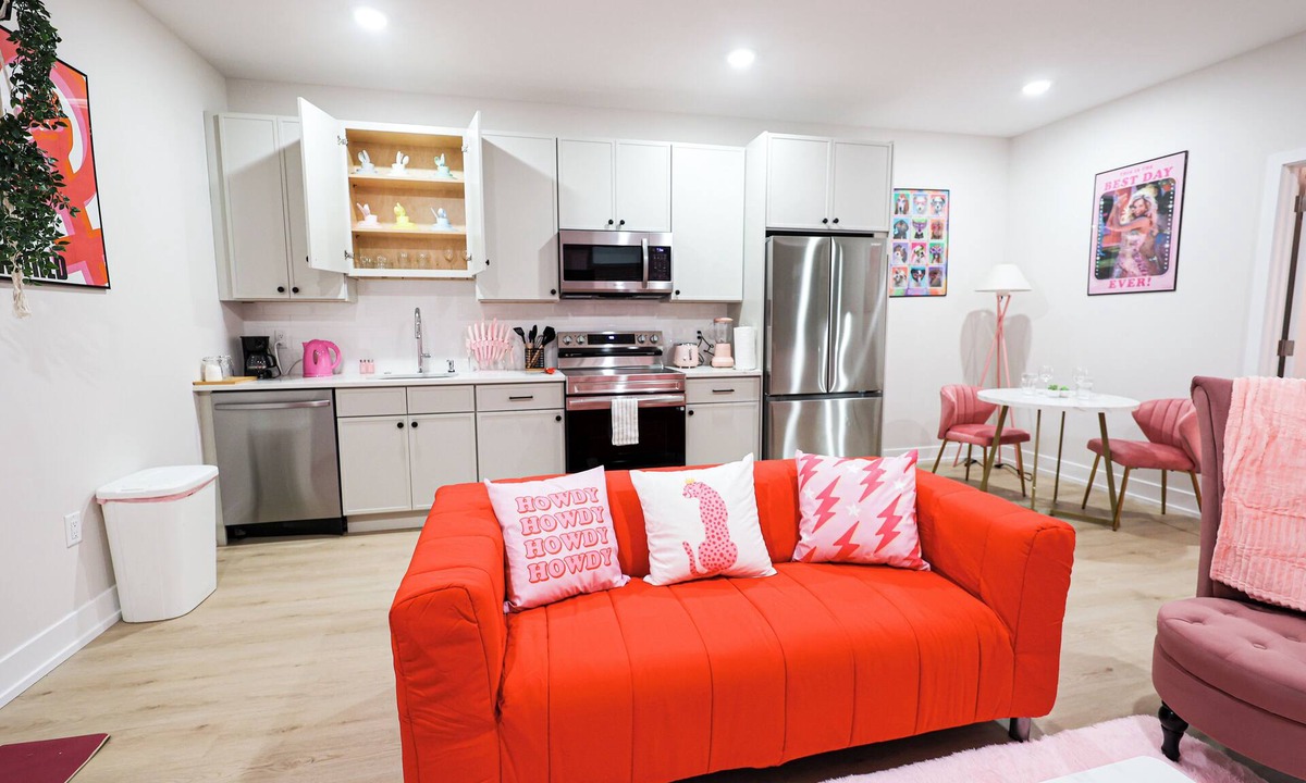 East Parkside Apartment | Pink Paradise Barbie Themed Bliss