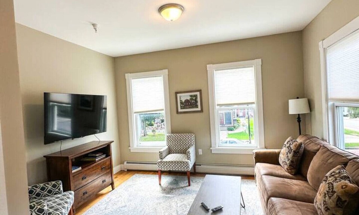 Stowe Apartment | Pinnacle Suite at 109 Main