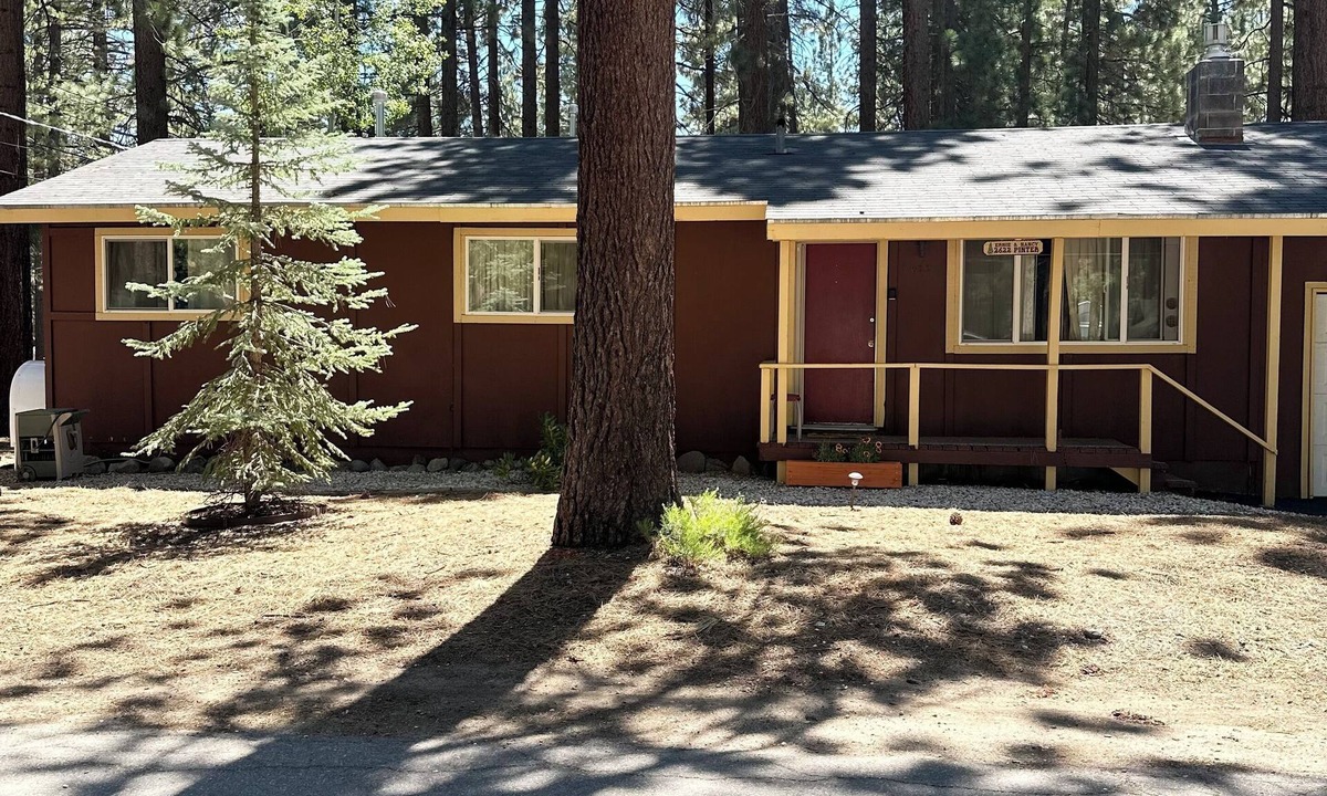 Sierra Tract House | Pinter Pines, Your Cozy Midtown Retreat | CYH0822