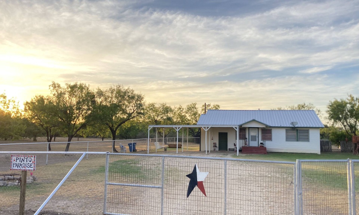 Brackettville Other | Pinto Paradise Ranch