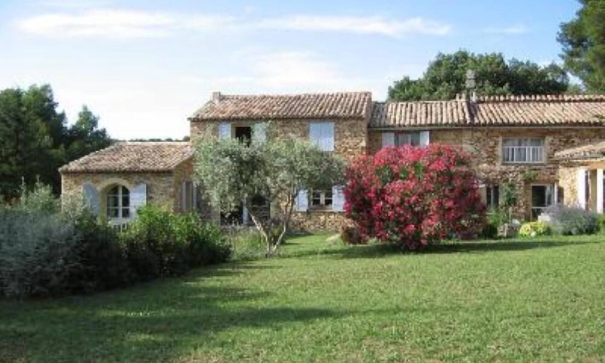 Piolenc Other | Piolenc: exceptional MAS PROVENCAL for 12-14 people. HEATED swimming pool. Pets ok