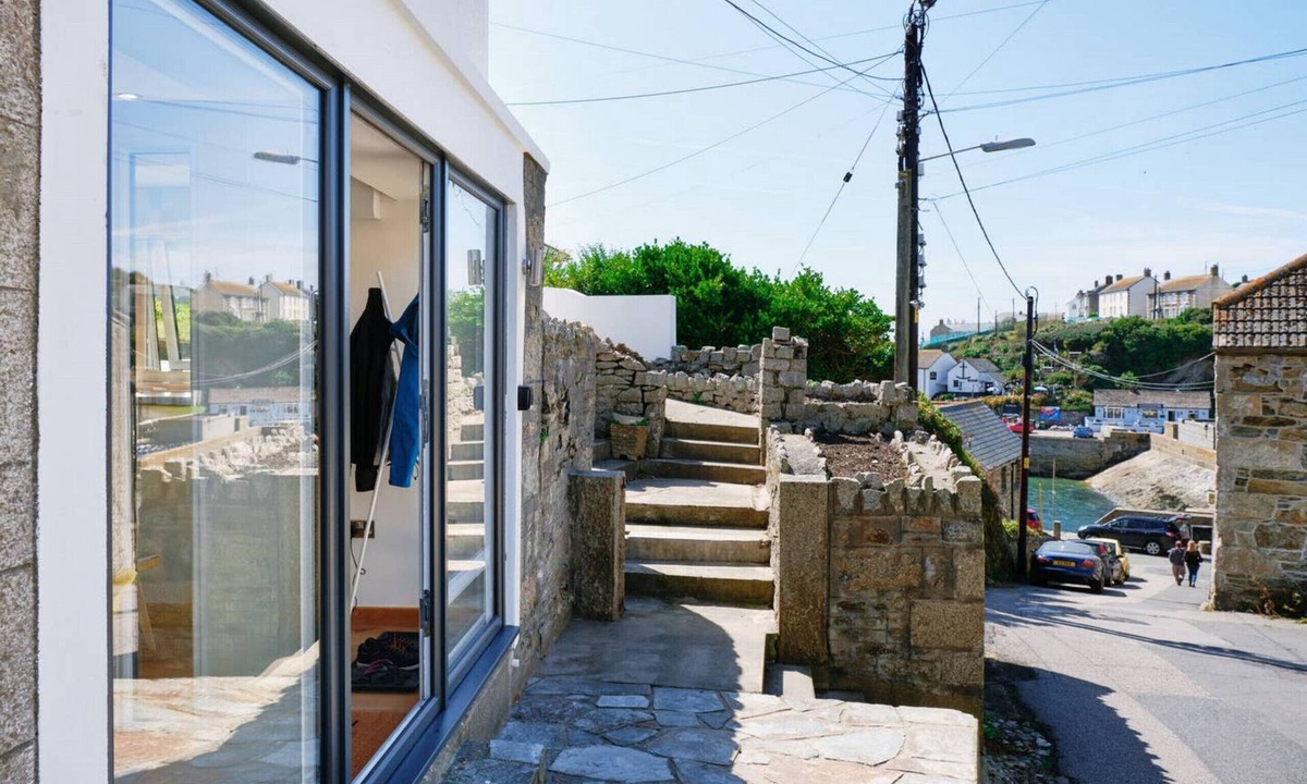 Porthleven Apartment | Pipedream