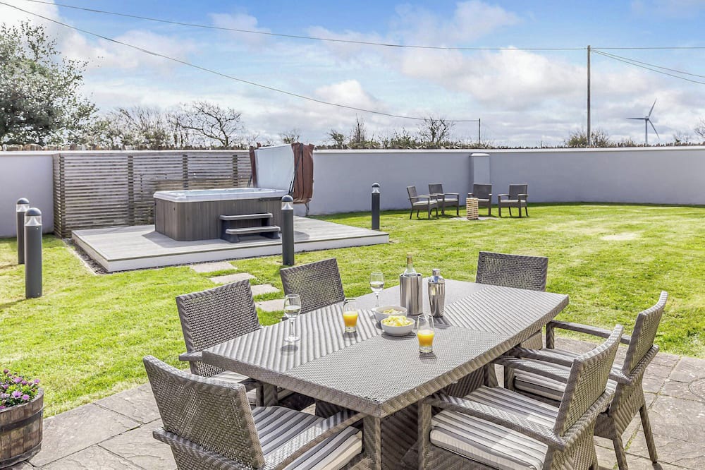 White Cross Cottage | Piran Cottage Premier