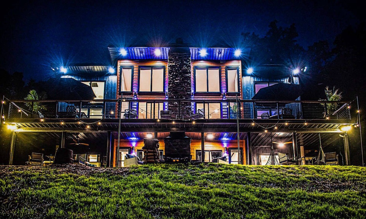 Front Royal House | Pirate's Cove River Front Oasis, Group Adventure