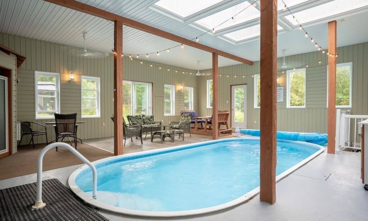 Saint-Barthelemy Cottage | Piscine intérieure, ping pong, pet friendly.