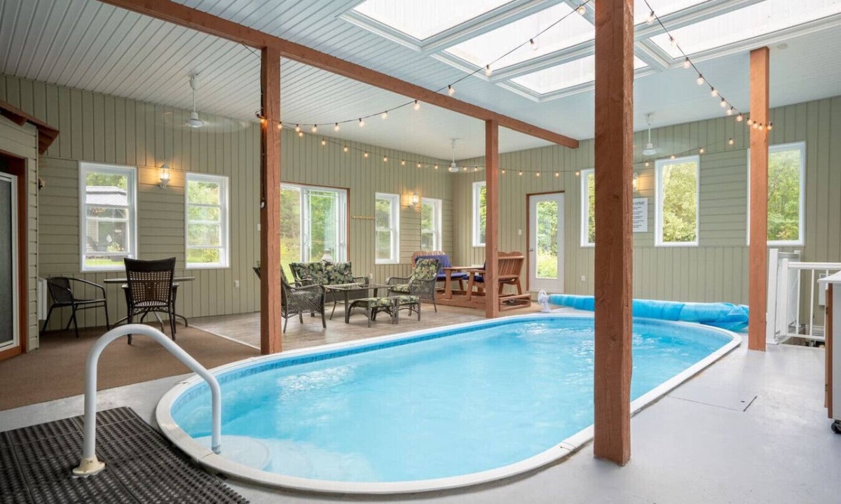 D'Autray Regional County Municipality Cottage | Piscine intérieure, ping pong, pet friendly.