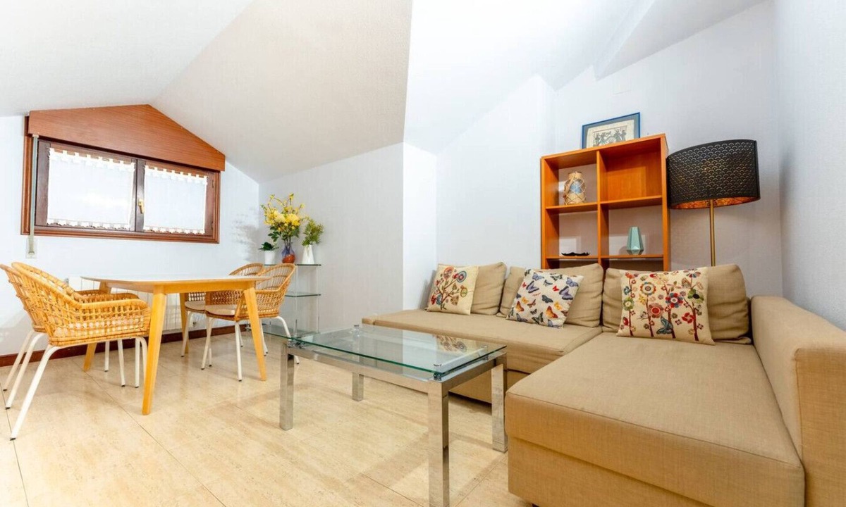 Somo Apartment | Piso cálido y cómodo en Somo, cerca de la playa