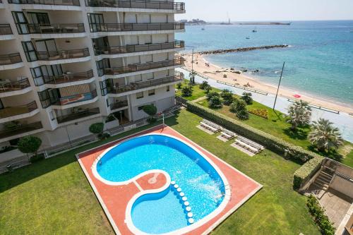 Sant Antoni de Calonge Apartment | Piso familiar con piscina frente al mar