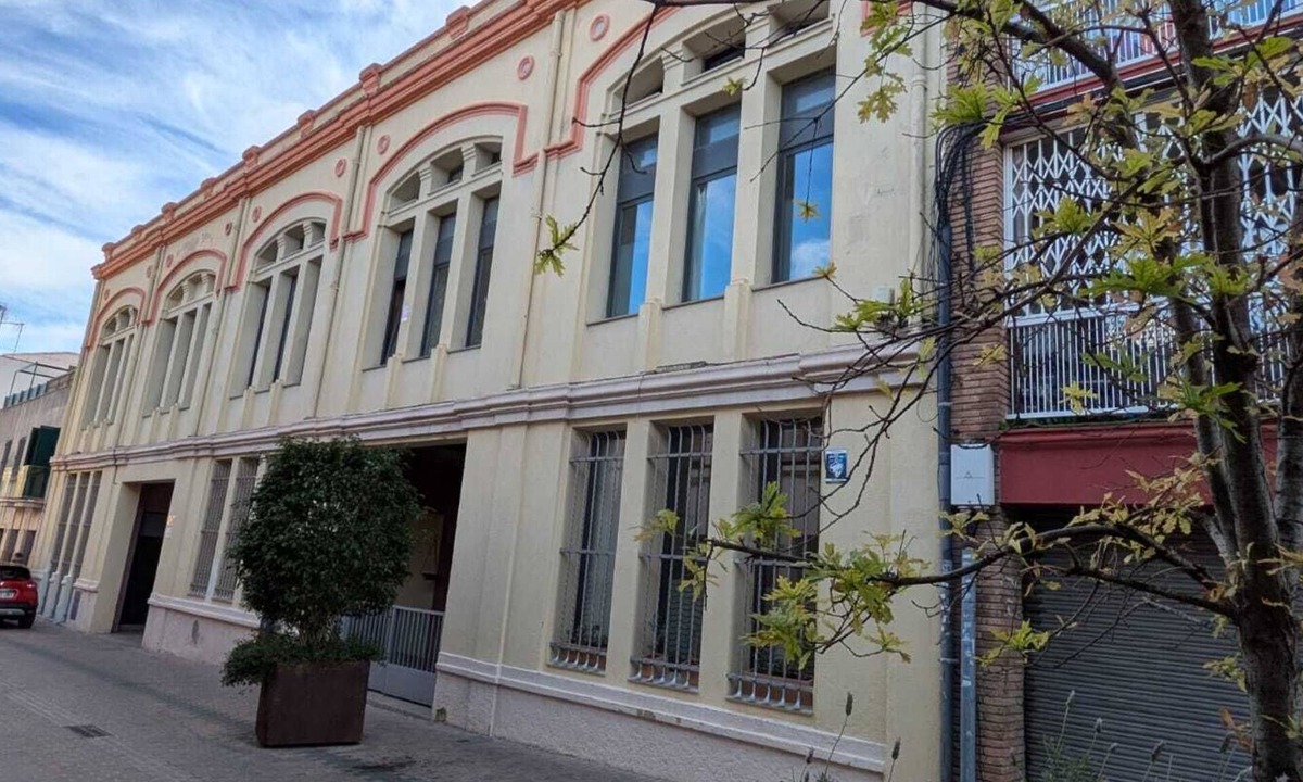Premia de Mar Apartment | Piso para 4 personas para estancia de trabajo a 30 minutos de Barcelona.