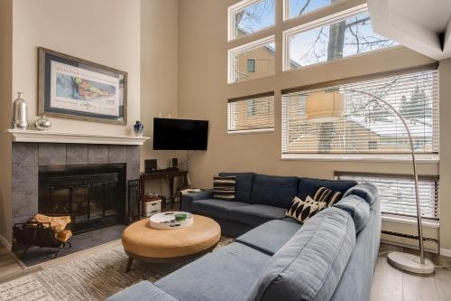 Vail Apartment | Pitkin Creek Park 7K