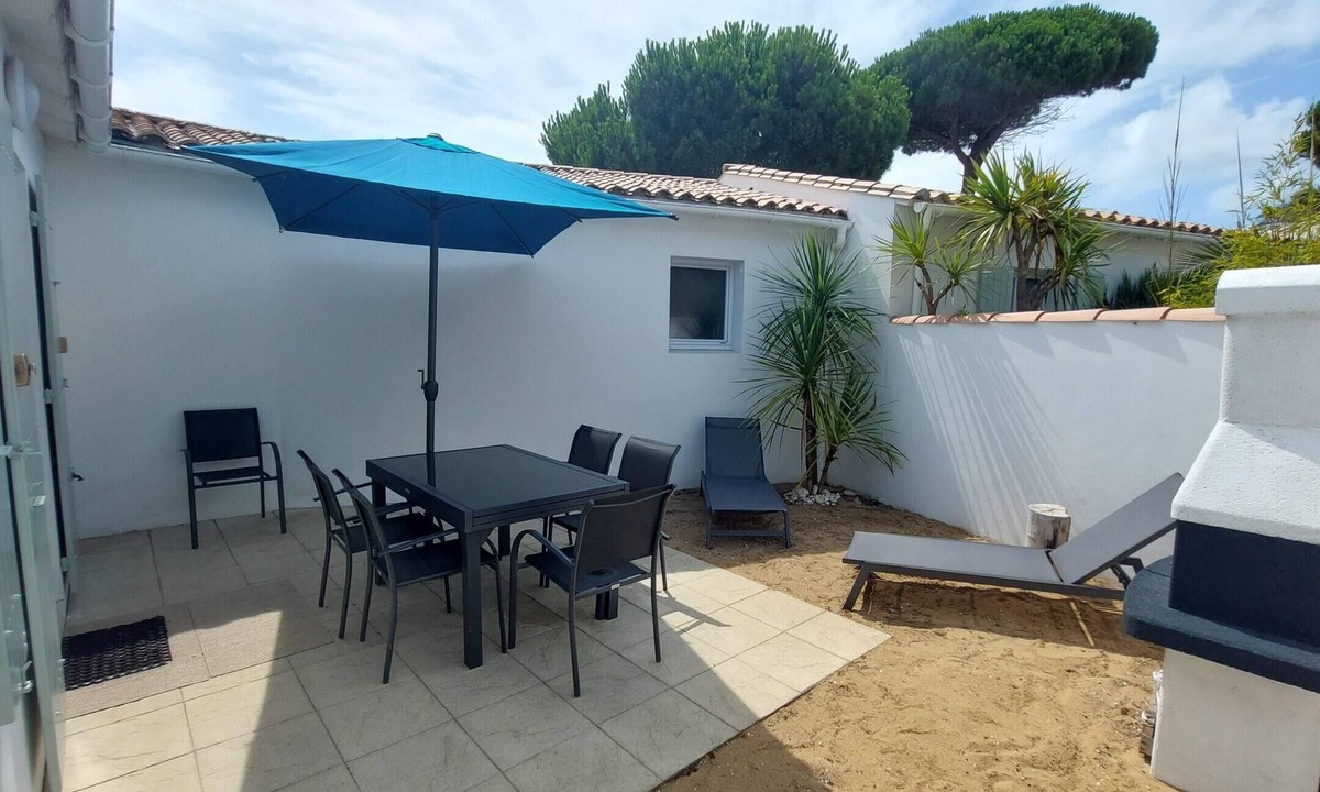 Le Bois-Plage-en-Re House | PIVOINE .