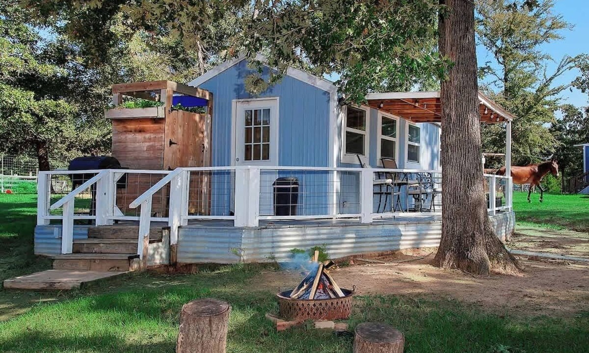 Centerville Apartment | Pixie's Porch Tiny Home