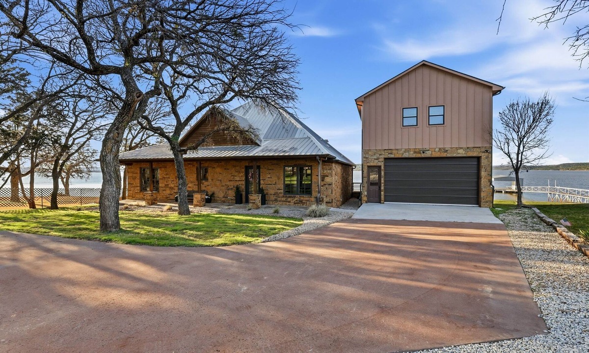 Graford House | PK Lakeside Haven- Game Garage + Dock