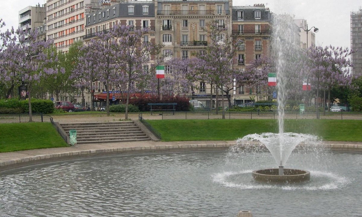 13th Arrondissement Apartment | Place D'Italie 1 Bedroom Apartment With Aircon