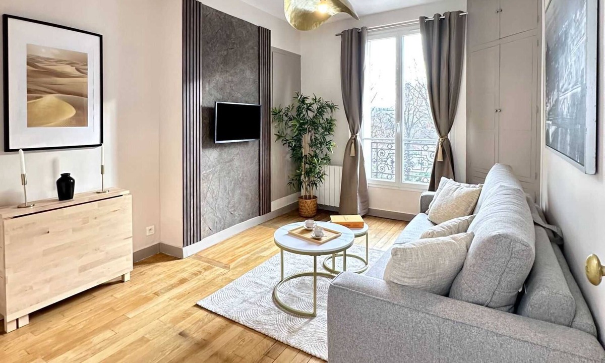 Butte-aux-Cailles Apartment | Place d’Italie unique Parisian flat