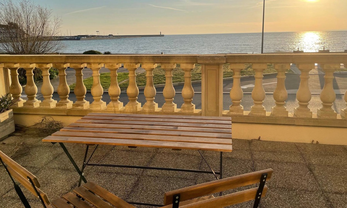Binic-Etables-sur-Mer House | Plage de la Banche - Maison de 16 personnes - Front de Mer