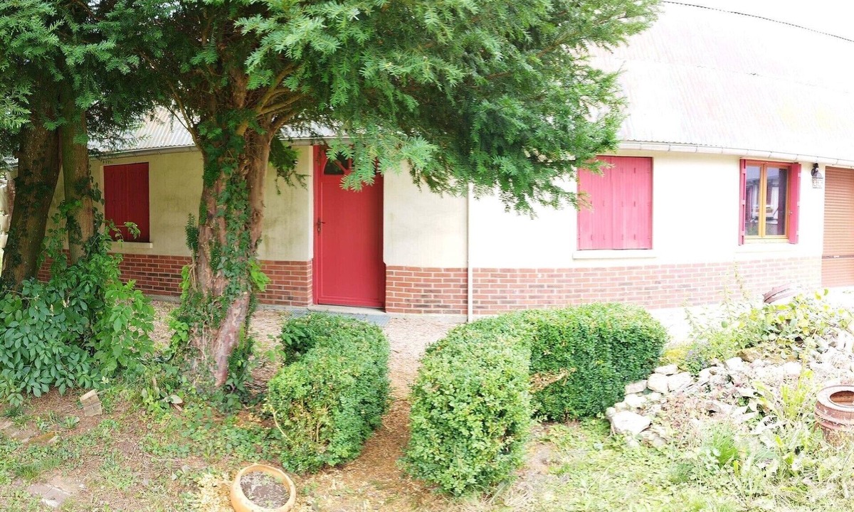 Bazancourt Bed & Breakfast | Plain Pied Dépendance Chez L'habitant