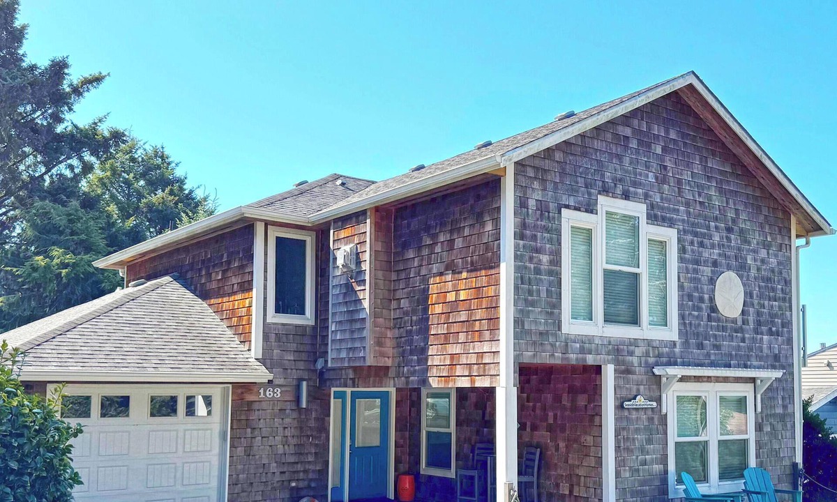Tolovana Park House | PLAN SEA at Cannon Beach