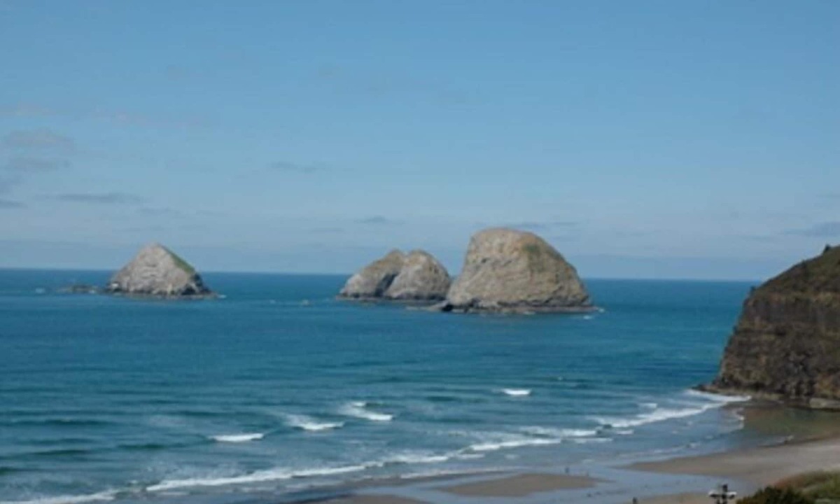 Oceanside House | Plan your best vacation