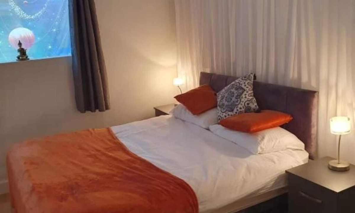 Warrington Apartment | Planet 9 Apartment - Ground Floor