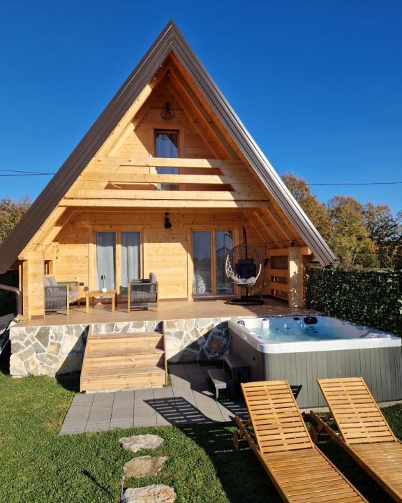 Lovinac Ski Chalet | Planinska kuća za odmor Aneva