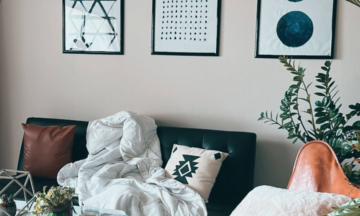 Hillcrest Condo | Plant Lover’s Bachelor Pad