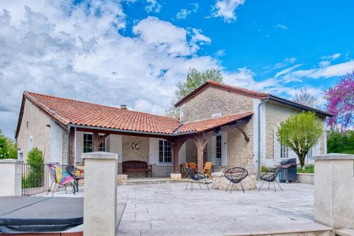 Allemans House | Plantivel, la maison et le gite