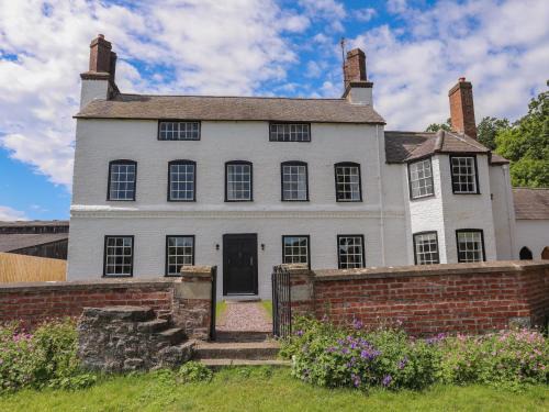 Saint Asaph House | Plas Coch