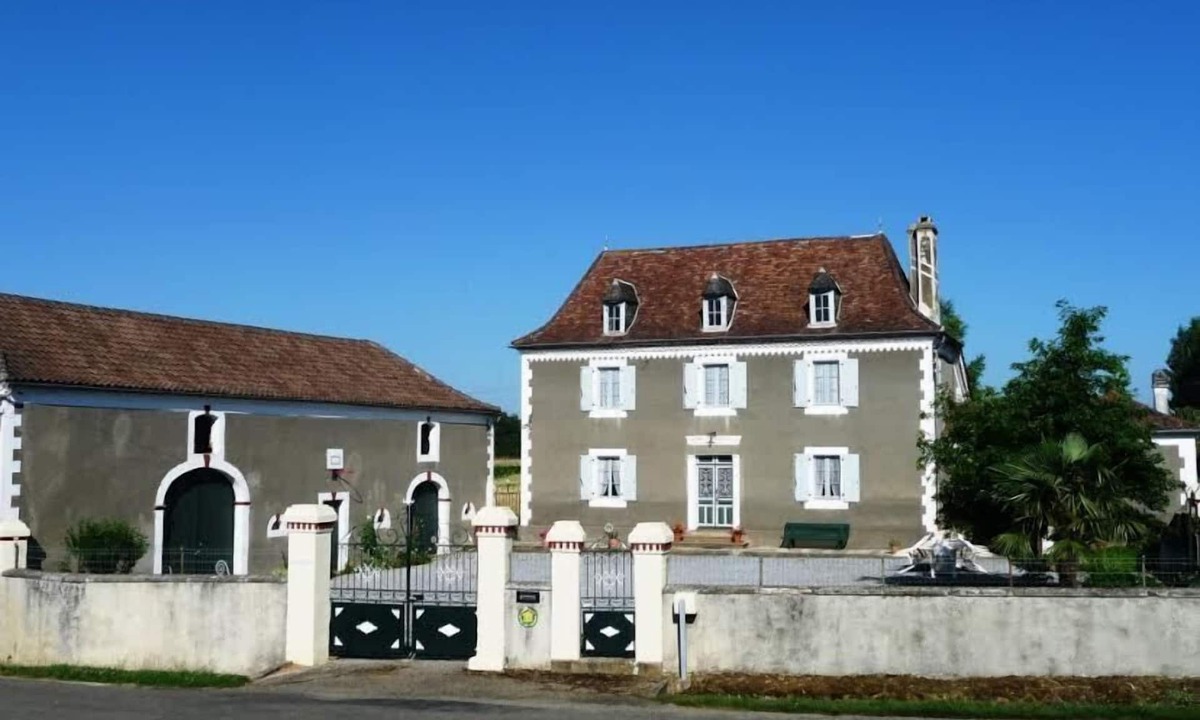 Monget House | Plassot - Monget - Gîte