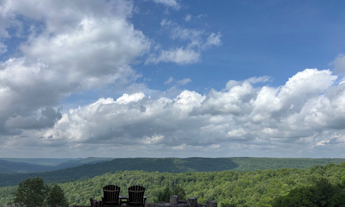 Sparta Cabin | Plateau Retreat - Stunning Mountain View - Pet Friendly - WiFi