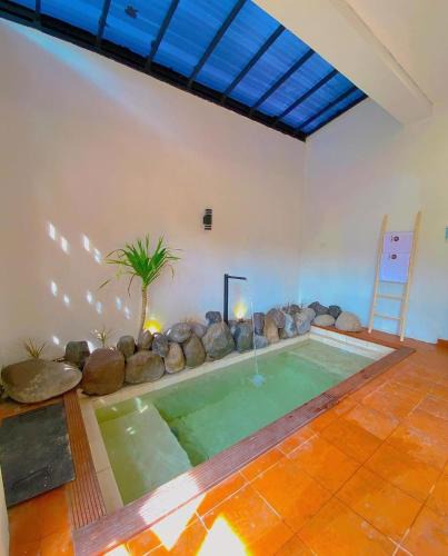 Banjarasri House | Playa La Barka Resort by Raminten