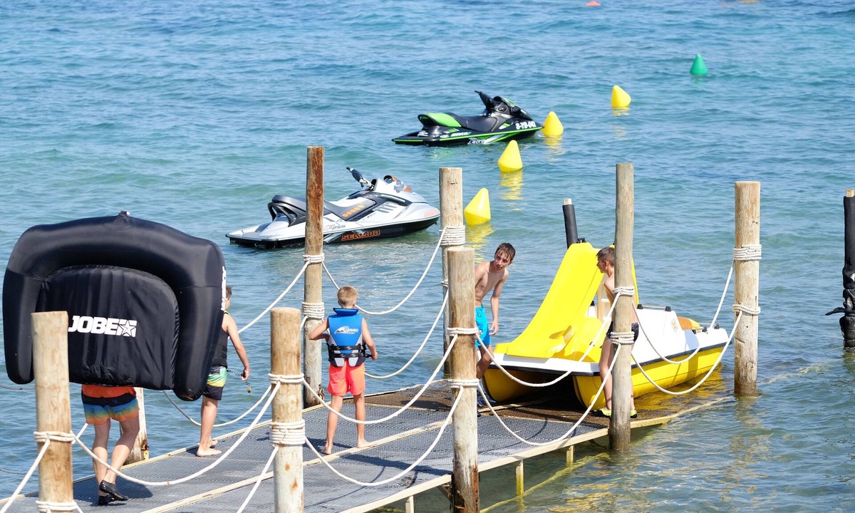 La Torre del Sol RV Rental | Playa Montroig Camping Resort