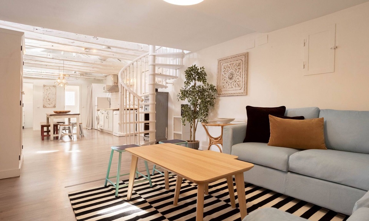 Centro Apartment | Plaza Mayor Attic apartment in Madrid